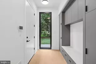 1039 Harriman St, Great Falls, VA 22066 - Photo 38