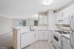 4506 Superior Square, Fairfax, VA 22033 - Photo 10