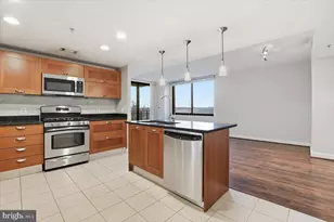 2451 Midtown Ave, Alexandria, VA 22303 - Photo 12