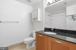 2451 Midtown Ave, Alexandria, VA 22303 - Photo 8