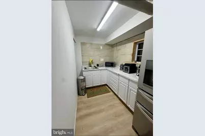 10206 Carol Street, Great Falls, VA 22066 - Photo 2