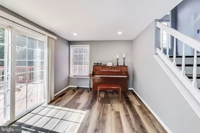 7472 Cross Gate Lane, Alexandria, VA 22315 - Photo 6