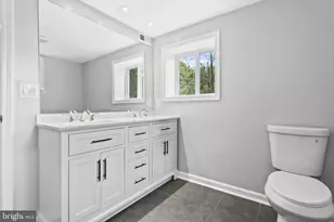 5822 Brookview Dr, Alexandria, VA 22310 - Photo 32