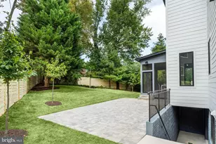 6908 Southridge Dr, McLean, VA 22101 - Photo 58