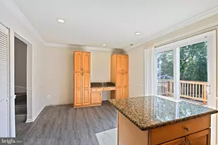 4119 Dawn Valley Ct, Chantilly, VA 20151 - Photo 18