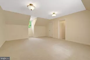 1110 Brook Valley Ln, McLean, VA 22102 - Photo 68