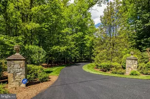 1110 Brook Valley Ln, McLean, VA 22102 - Photo 6