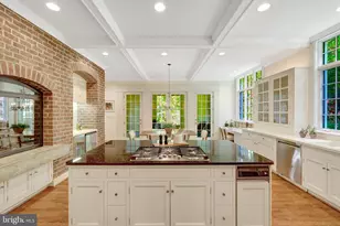 1110 Brook Valley Ln, McLean, VA 22102 - Photo 20