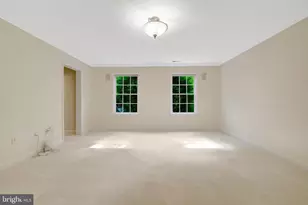 1110 Brook Valley Ln, McLean, VA 22102 - Photo 54