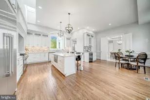 1111 Towlston Rd, McLean, VA 22102 - Photo 12
