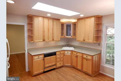 7014 Maple Tree Lane, Springfield, VA 22152 - Photo 12