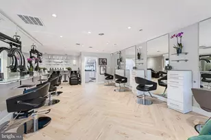 762b Walker Rd, Great Falls, VA 22066 - Photo 1