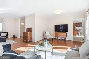 8623 Pappas Way, Annandale, VA 22003 - Photo 26