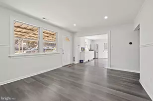 3900 Elmwood Dr, Alexandria, VA 22303 - Photo 22