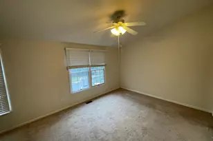 14315 Uniform Dr, Centreville, VA 20121 - Photo 6