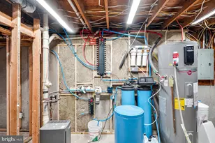 2626 Armada St, Herndon, VA 20171 - Photo 40