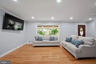 7222 Willow Oak Pl, Springfield, VA 22153 - Photo 10