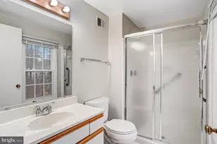 10848 Burr Oak Way, Burke, VA 22015 - Photo 38