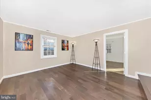 2112 Pimmit Dr, Falls Church, VA 22043 - Photo 14