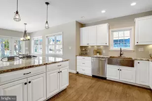 6940 Cavalier Trail, Falls Church, VA 22042 - Photo 14