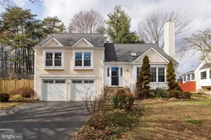 7710 Green Garland Dr, Springfield, VA 22153 - Photo 1