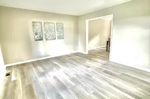 2960 Hibbard St, Oakton, VA 22124 - Photo 10