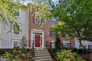 12102 Greenway Ct, Fairfax, VA 22033 - Photo 1