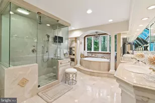10205 Cedar Pond Dr, Vienna, VA 22182 - Photo 10
