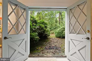 10205 Cedar Pond Dr, Vienna, VA 22182 - Photo 50