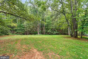 9706 Beach Mill Rd, Great Falls, VA 22066 - Photo 38