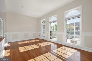 2477 Windbreak Dr, Alexandria, VA 22306 - Photo 10