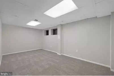 2477 Windbreak Drive, Alexandria, VA 22306 - Photo 32