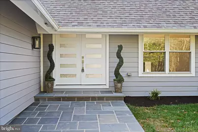 10900 Hunter Station Road, Vienna, VA 22181 - Photo 4