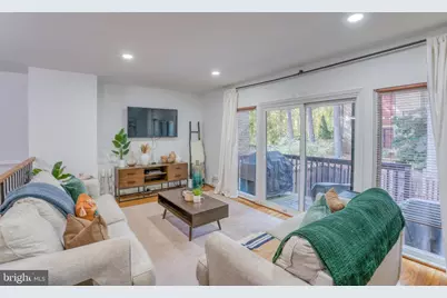 6870 Deer Run Drive, Alexandria, VA 22306 - Photo 10