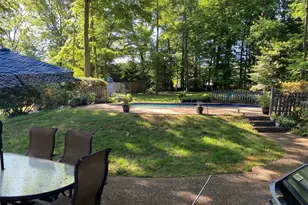 2529 W Meredith Dr, Vienna, VA 22181 - Photo 26