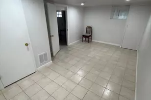 6919 Rolling Rd, Springfield, VA 22152 - Photo 14