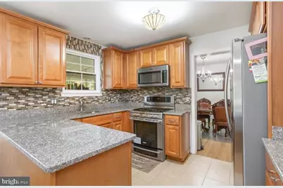 6919 Rolling Road, Springfield, VA 22152 - Photo 4