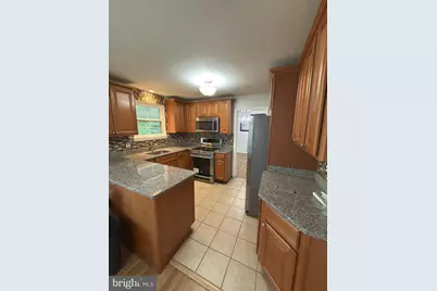 6919 Rolling Road, Springfield, VA 22152 - Photo 2