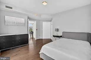 8220 Crestwood Heights Dr, McLean, VA 22102 - Photo 10