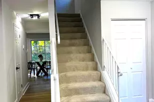 9983 Hemlock Woods Ln, Burke, VA 22015 - Photo 2