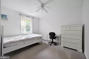 9909 Lakepointe Dr, Burke, VA 22015 - Photo 36