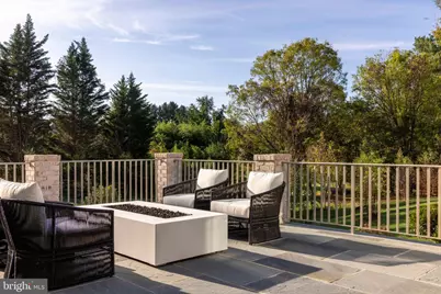 9605 Georgetown Pike, Great Falls, VA 22066 - Photo 18