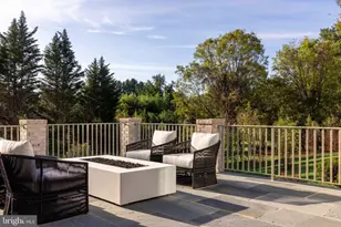 9605 Georgetown Pike, Great Falls, VA 22066 - Photo 18