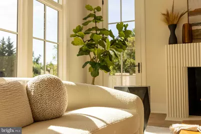 9605 Georgetown Pike, Great Falls, VA 22066 - Photo 8