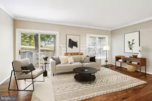 7422 Chummley Ct, Falls Church, VA 22043 - Photo 12