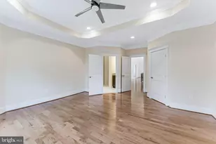 829 Golden Arrow St, Great Falls, VA 22066 - Photo 56