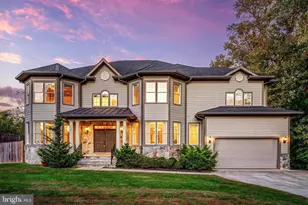 829 Golden Arrow St, Great Falls, VA 22066 - Photo 1