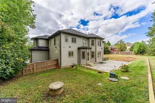 829 Golden Arrow St, Great Falls, VA 22066 - Photo 84