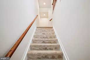 3335 Beechcliff Dr, Alexandria, VA 22306 - Photo 36