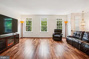 3335 Beechcliff Dr, Alexandria, VA 22306 - Photo 8